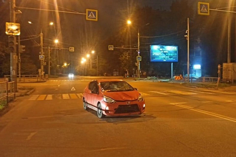 Водитель сбил двух человек на переходе в Хабаровске