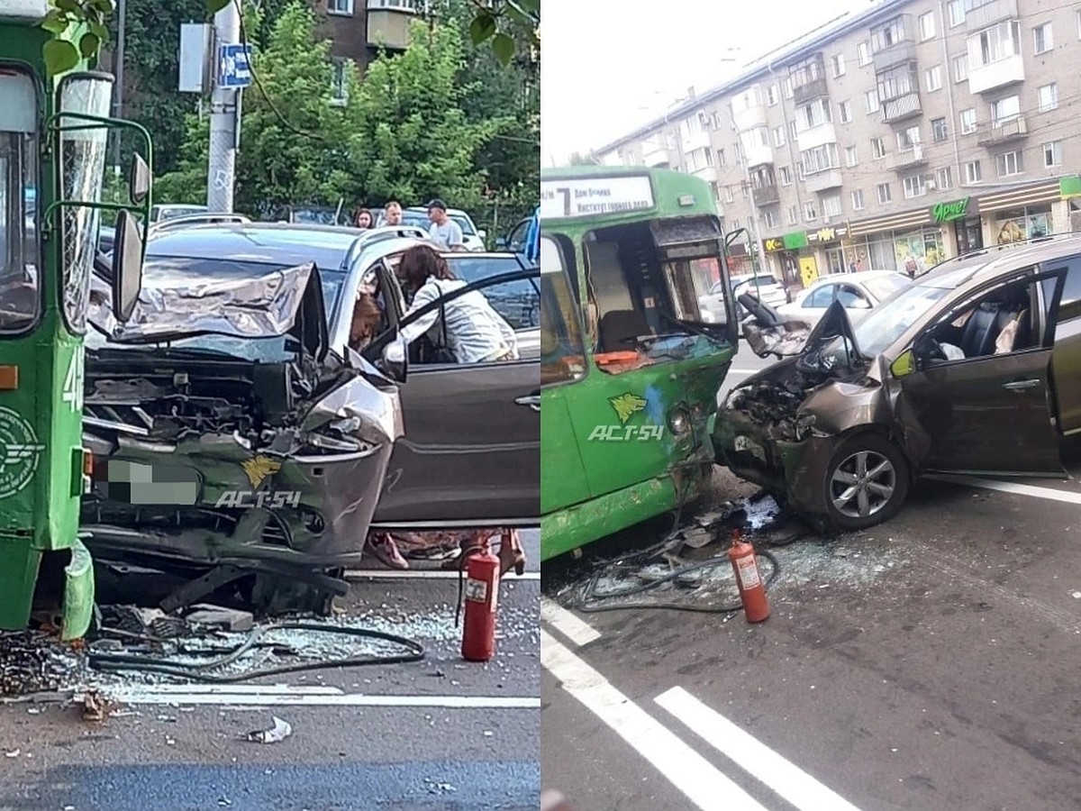 В утренней пробке на Титова в Новосибирске столкнулись троллейбус и  кроссовер - KP.RU