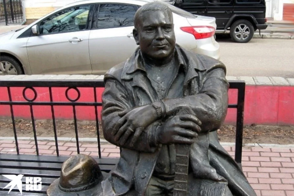 Памятник Михаилу Кругу стал вторым по популярности в России - в категории установленных в XXI веке памятников людям.
