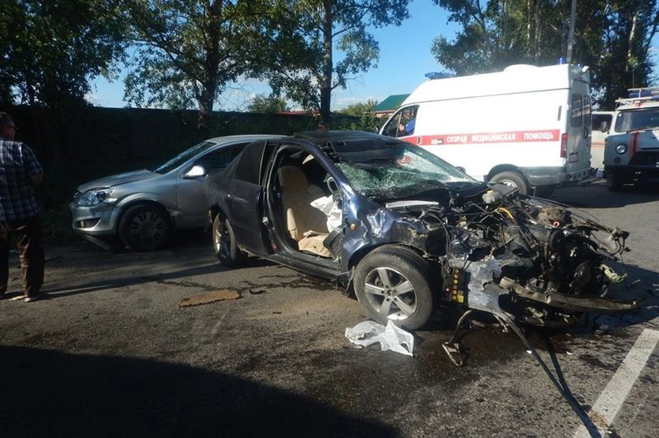 Водитель Audi от полученных травм скончался до приезда медиков.