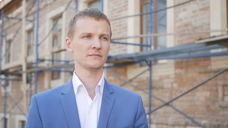 Под домашним арестом Сафронов находился чуть дольше, чем на должности руководителя комитета - целую неделю. Фото - UTV