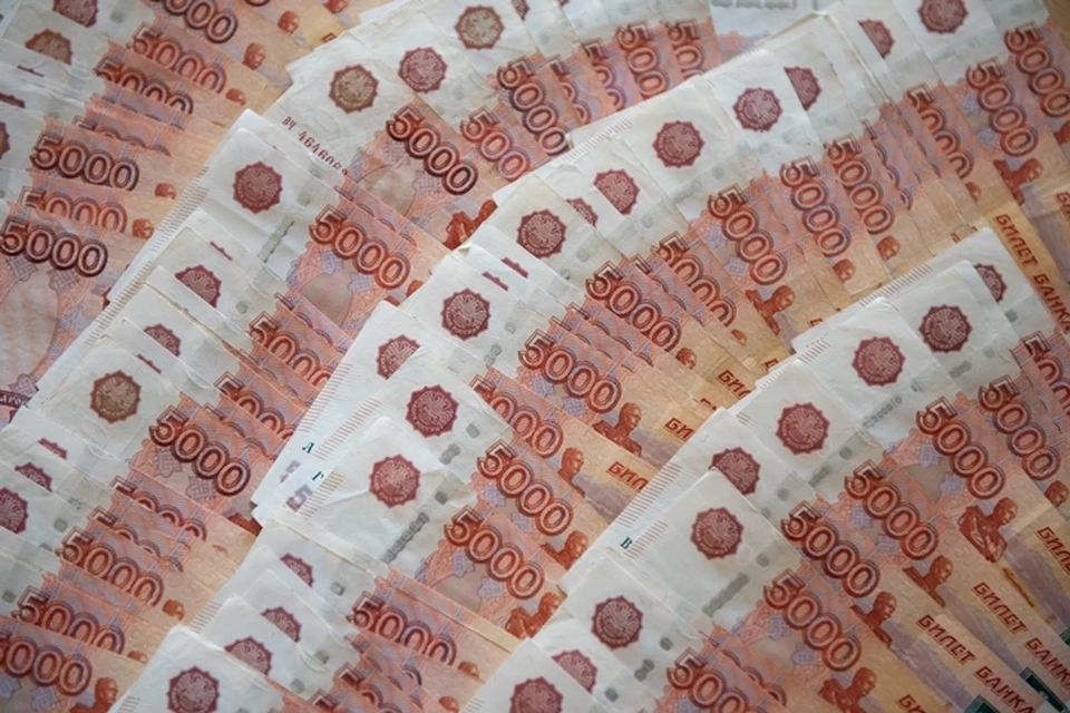 Волгоградцы продолжают отдавать мошенникам свои сбережения.