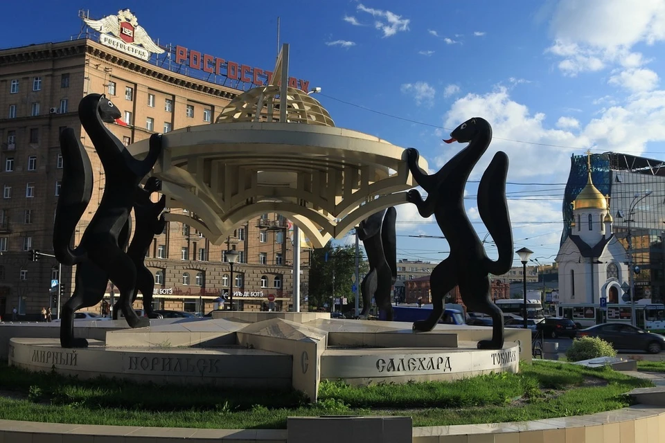 Мэр Новосибирска рассказал о судьбе скульптуры с соболями. Фото: Мэрия Новосибирска.