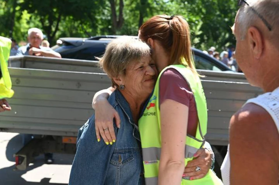 В Ростовской области волонтеры работают на границе и помогают беженцам с первого дня эвакуации. Фото: предоставлено добровольческим сообществом "Неравнодушные"