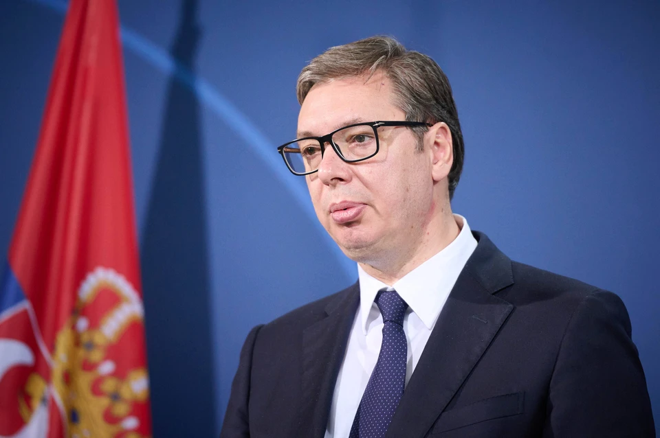 Президент Сербии Вучич намерен продолжить текущую политику по санкциям против России