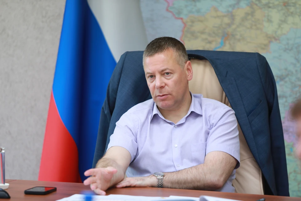 Михаил Евраев заявил, что ко всем подрядчикам, которые нарушили сроки, применят штрафные санкции.