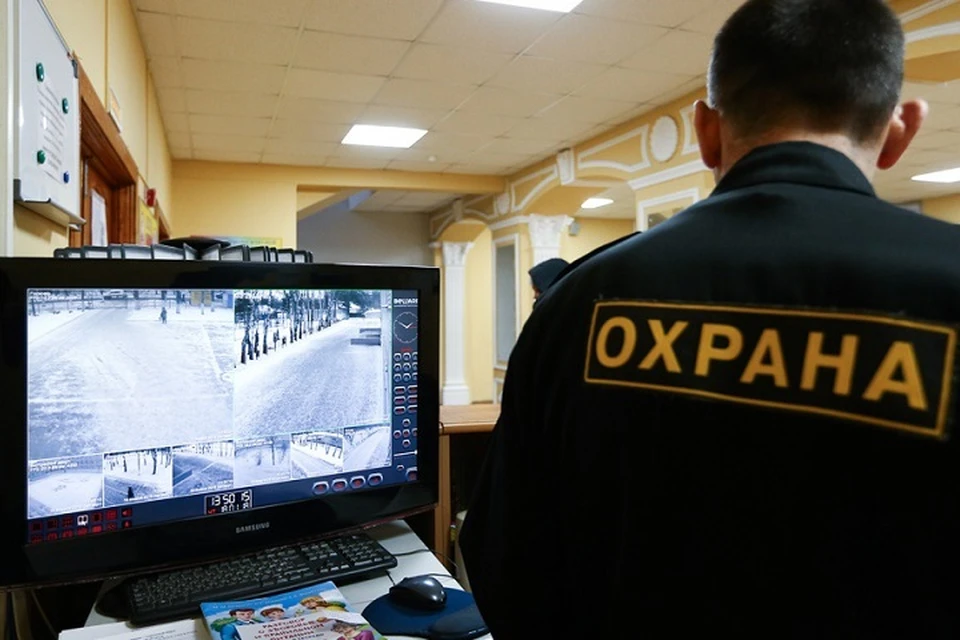 Мэр Хабаровска поручил обезопасить школьников от террористической угрозы