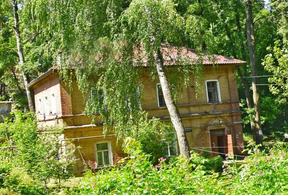 Прокуратура проверила аварийный дом на улице Парижской Коммуны в Смоленске. Фото: Яндекс.