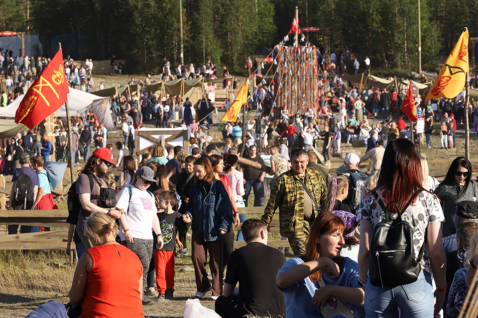 В 2021-м за два дня фестиваля посетило 12 тысяч человек. В этом году - намного больше.