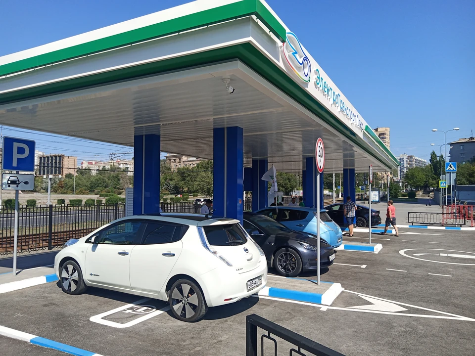 В Волгограде открылась первая зарядная станция для электрокаров
