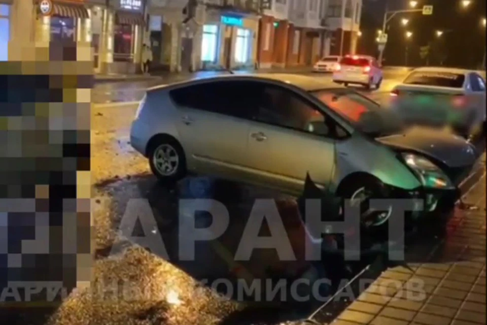 Авария произошла минувшей ночью.