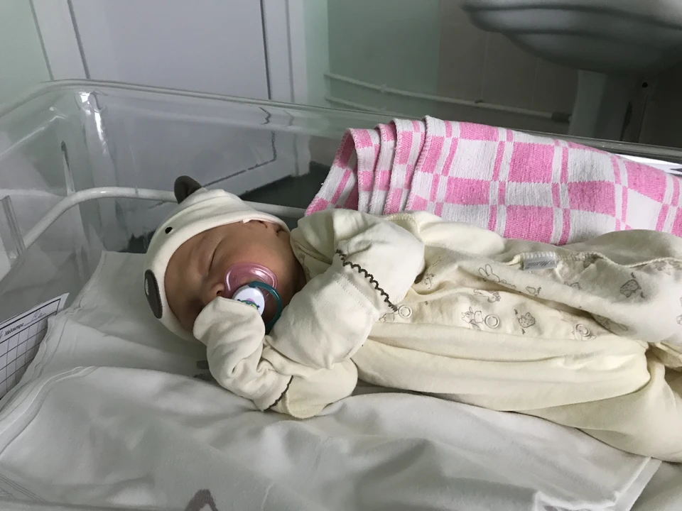 В минувшем августе в Центре родились 141 мальчик и 157 девочек.