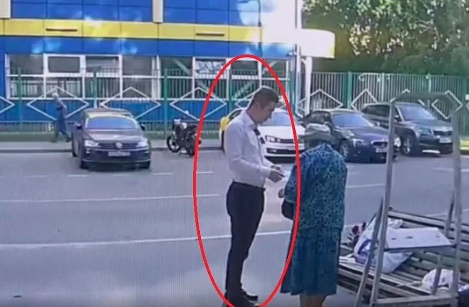 Мошенник пообещал пожилой женщине помощь, но за это якобы нужно заплатить налог в размере 104 тысяч рублей.