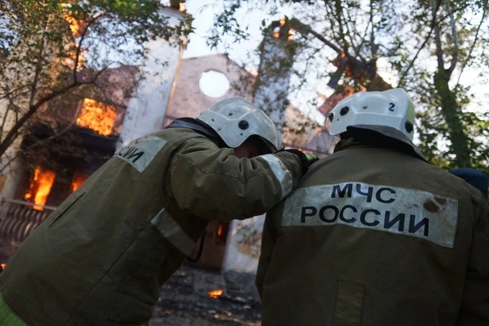 Житель Комсомольска едва не задохнулся в своей квартире при пожаре