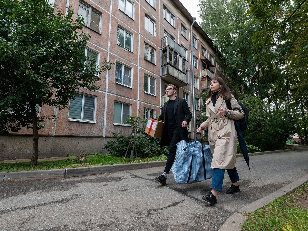 Больше тысячи домов: Где в Петербурге могут снести хрущевки по программе  реновации - KP.RU