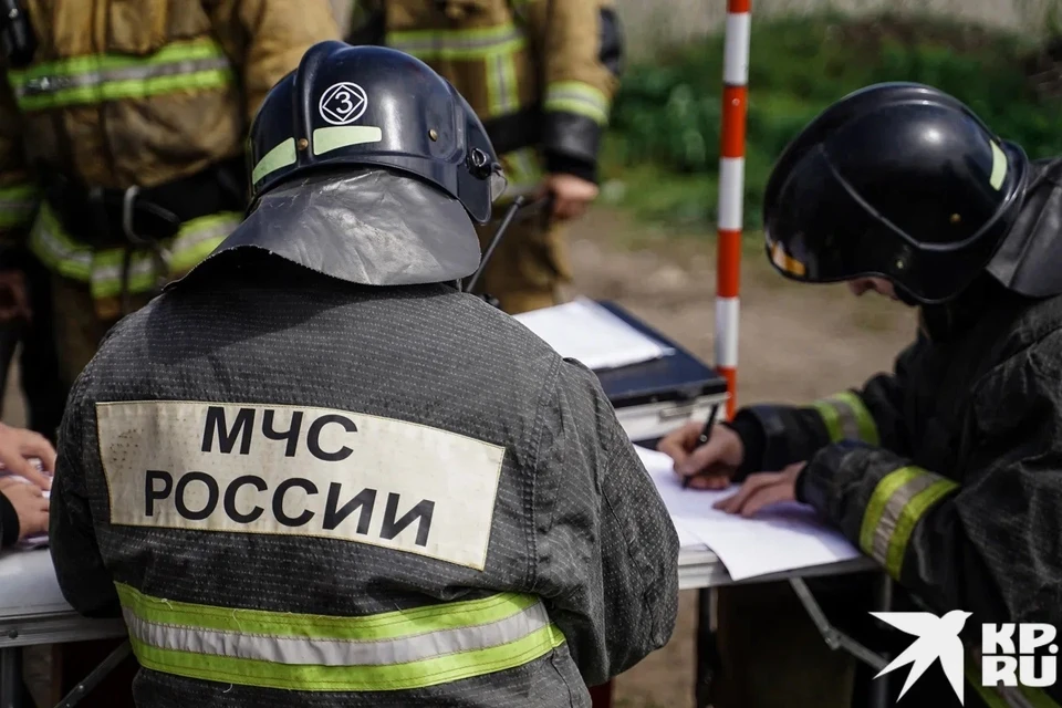 Жителей эвакуировали специалисты