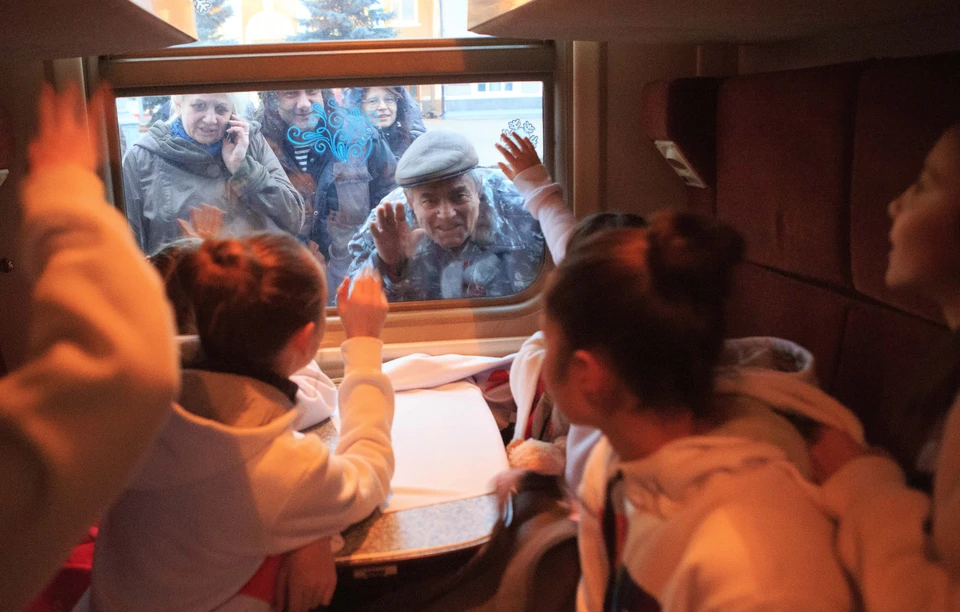 Пассажиров ждут сюрпризы и подарки.