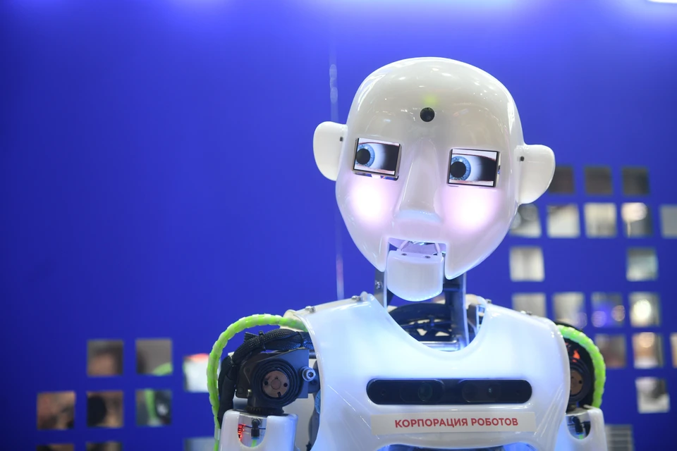 Выставка роботов магнитогорск. Российский робот. Робот nao выставка роботов. Робот работник. Выставка роботов в Магнитогорске.