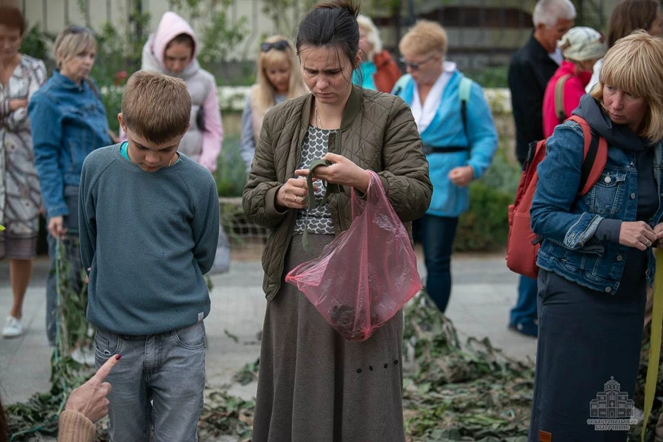 Людей сплотило общее дело. Фото: Севастопольское благочиние (Telegram)