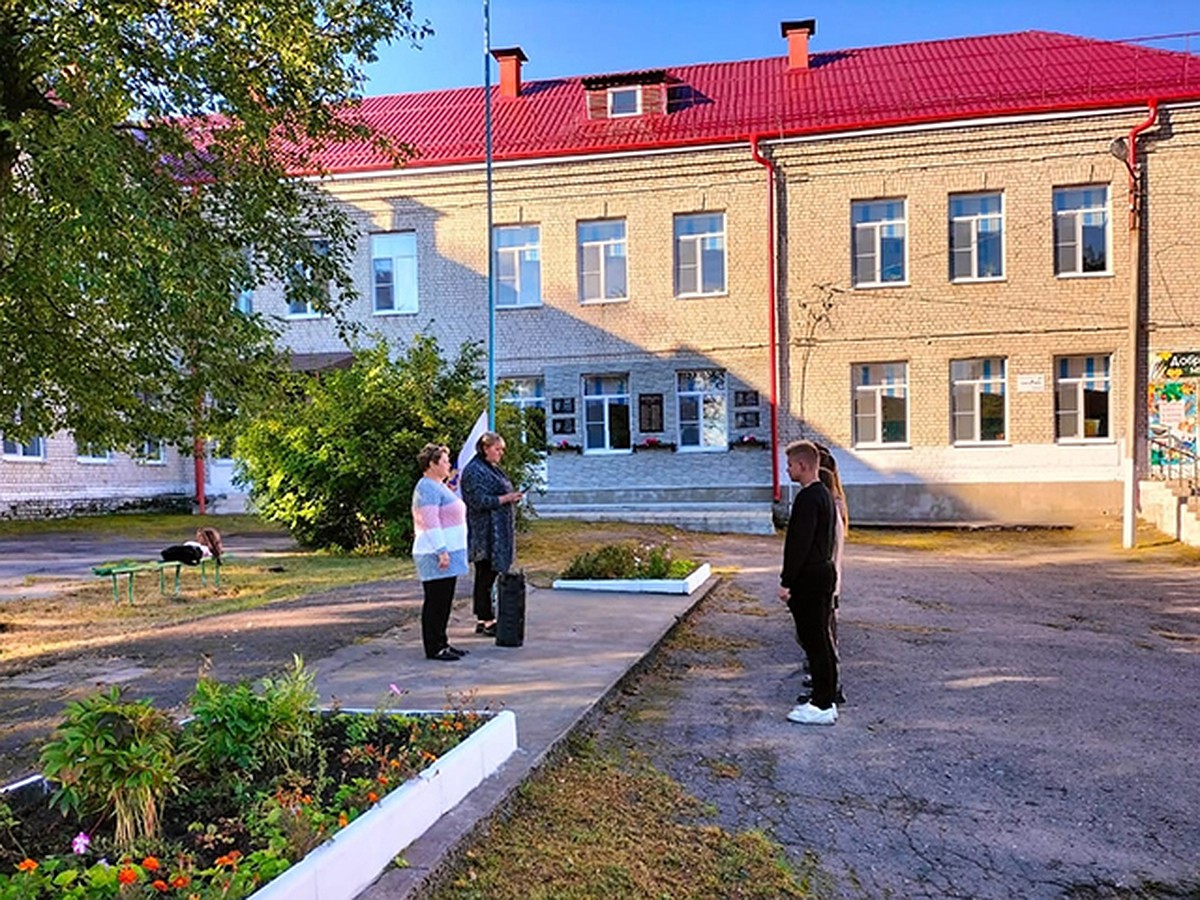 В брянском поселке Вышков школа оказалась под угрозой закрытия из-за  возможного карстового провала - KP.RU