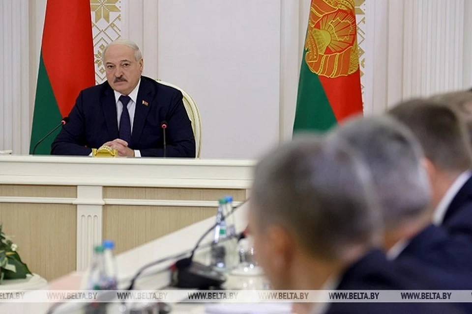 Александр Лукашенко считает, что следующие выборы будут самыми масштабными за время независимости Беларуси. Фото: БелТА