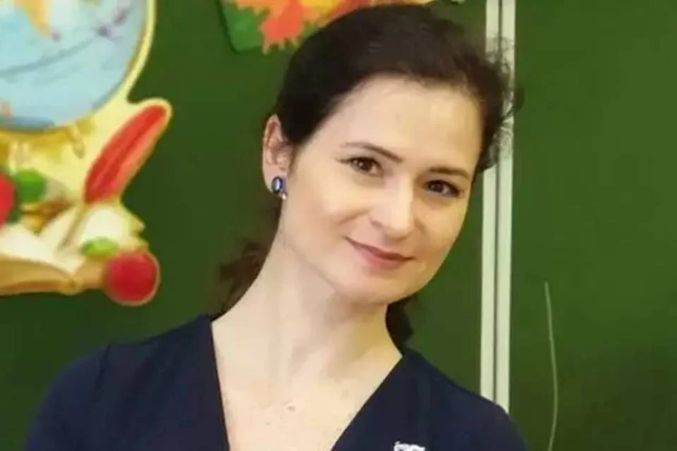 Татьяна Бровкина присоединилась к «Книге автобиографий учителей». Фото: министерство образования и науки Мурманской области