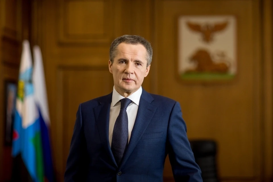 По словам Гладкова, он спокойно относится к конкурсам.