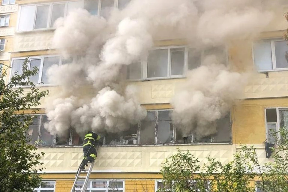 Пламя охватило квартиру по улице Звездной Фото: пресс-служба ГУ МЧС РФ по Краснодарскому краю