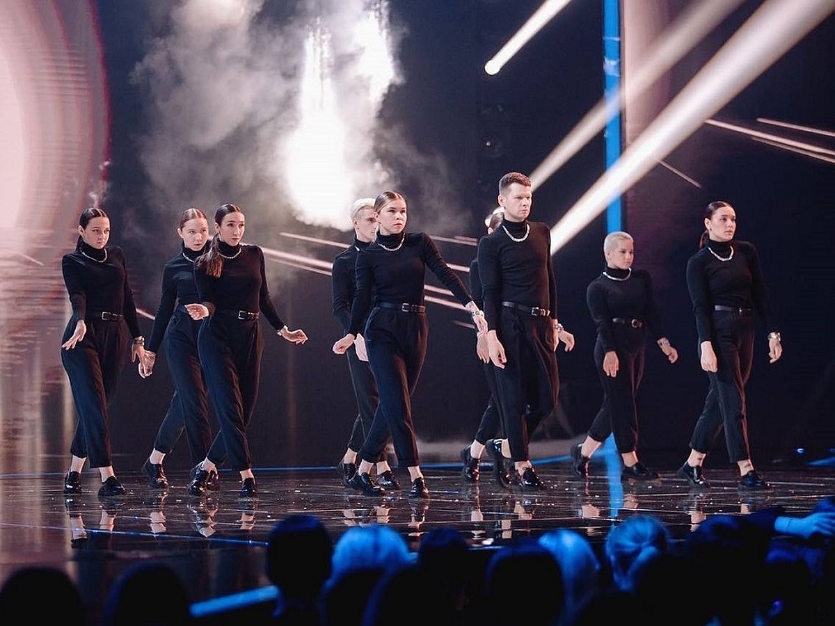 Ds crew гипнотический танец. Шоу танцы ds crew. Дс крю танцы. Ds crew гипнотический танец. Пермская команда ds crew.