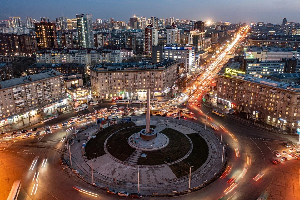 В Новосибирске могут установить стелу на площади Станиславского.