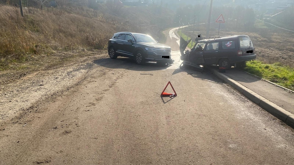 В Кондырева под Орлом дама на внедорожнике спровоцировала ДТП - KP.RU