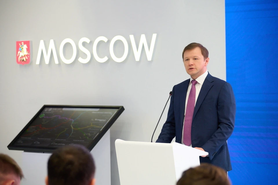 Заместитель мэра Москвы по вопросам экономической политики и имущественно-земельных отношений Владимир Ефимов. Фото: пресс-служба КЭПиИЗО