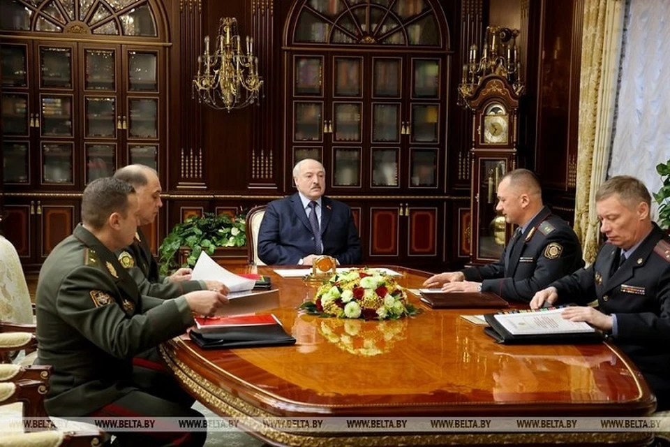 Глава МВД заявил, что белорусские участковые милиционеры вернулись к советской системе работы. Фото: БелТА