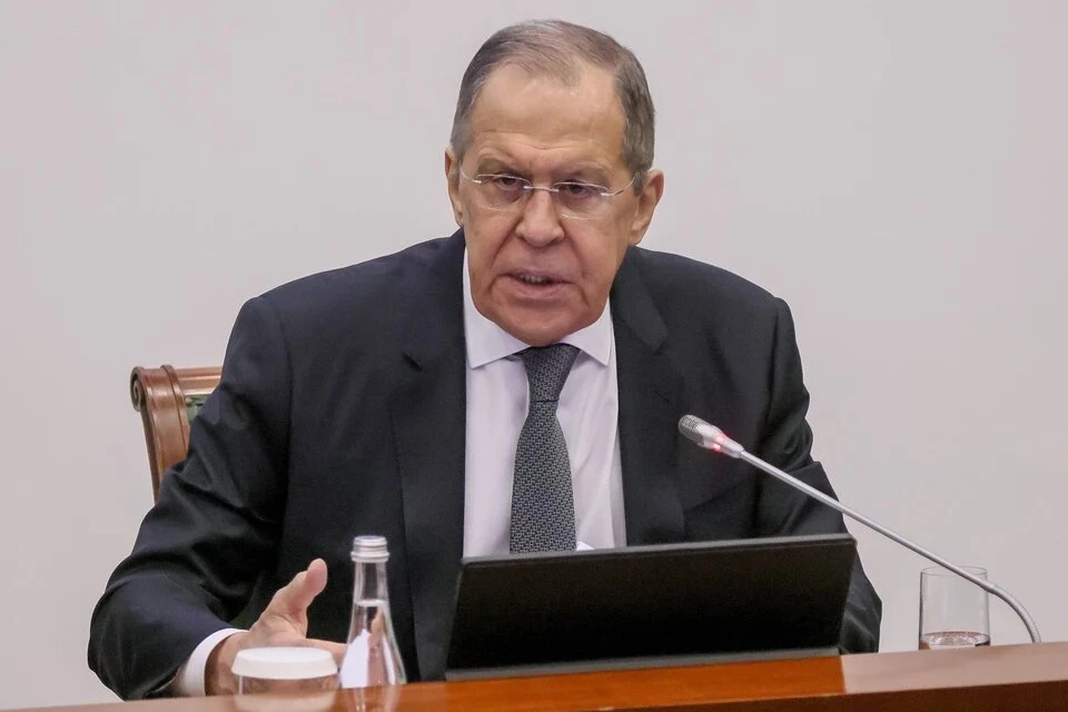 Лавров заявил, что США и ЕС пообещали снять ограничения на экспорт зерна