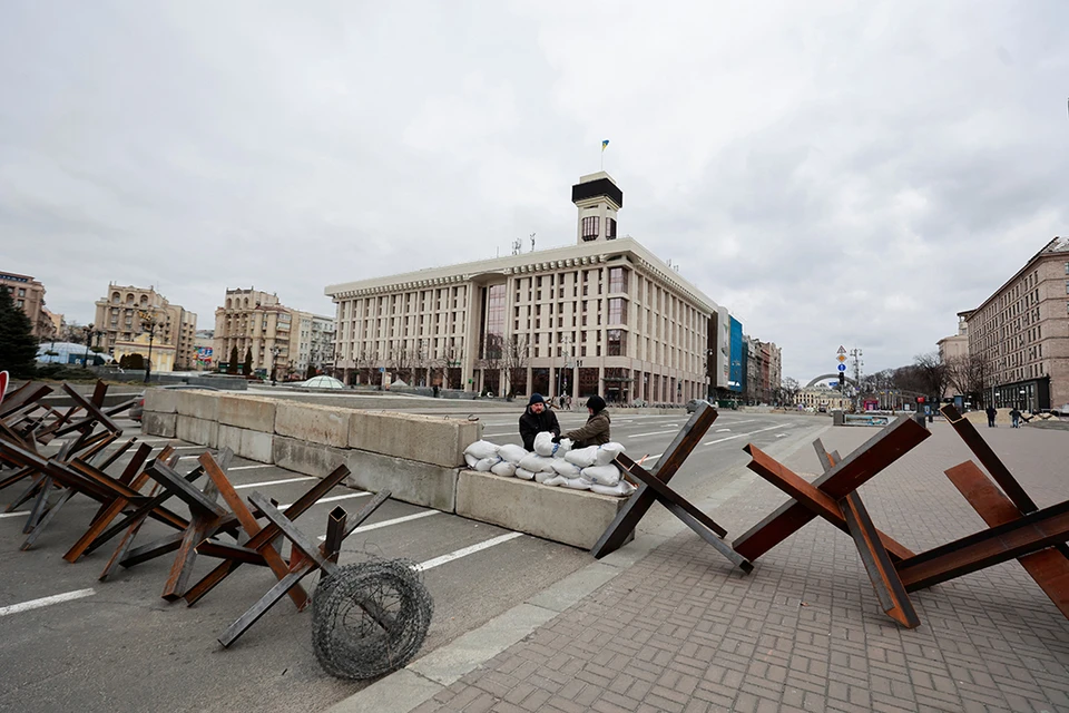 В Киевской области начали строить фортификационные сооружения.