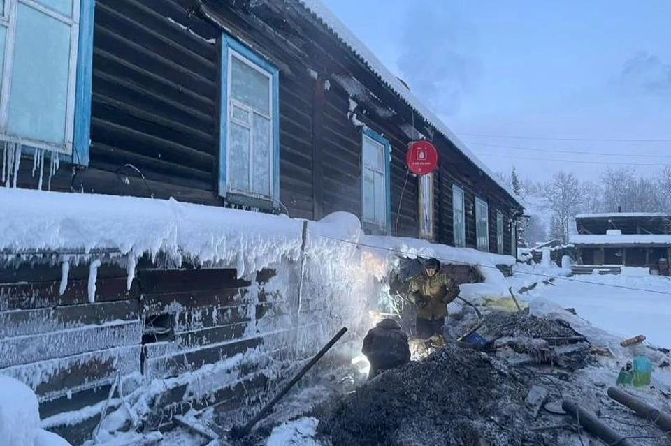 Жители поселка Артемовский Иркутской области боятся замерзнуть в собственных домах. Фото: СУ СКР по Иркутской области