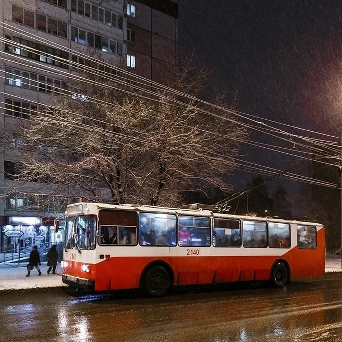 На улице 9 Января в Ижевске не ездят троллейбусы № 4, 7 и 14 - KP.RU