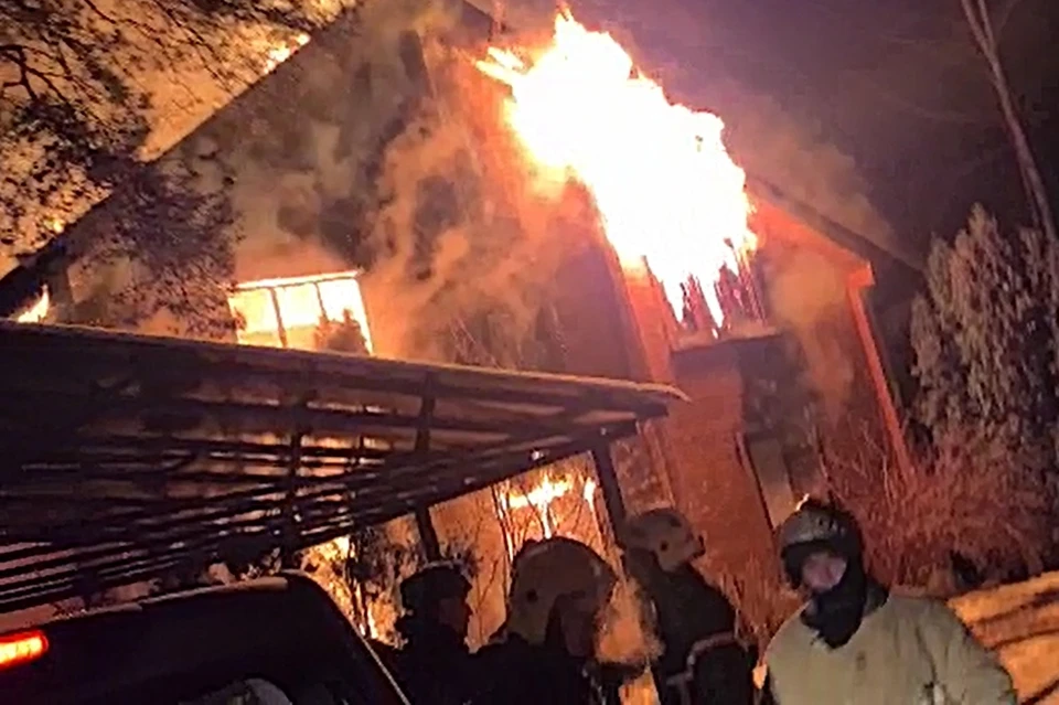 Во время пожара в частном доме под Рязанью серьезно обгорел мужчина. Фото: аТипичная Рязань.