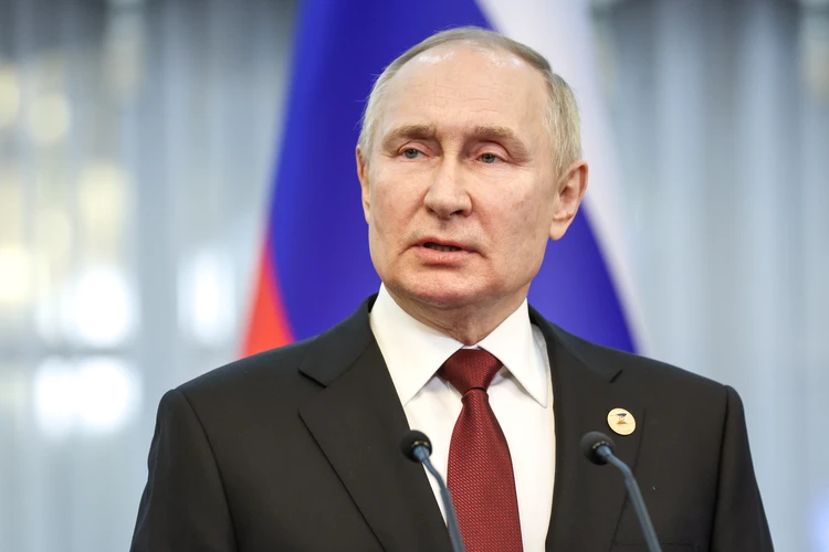 Главные заявления Путина на пресс-конференции в Бишкеке