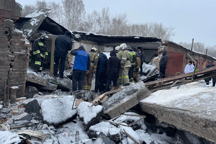 «Пришел бы раньше – меня бы не было»: хозяин одного из гаражей, пострадавших во время взрыва в Новосибирске, чудом спасся