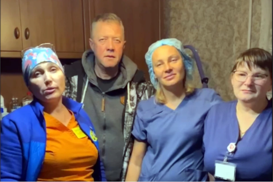 Ветеринары после завершения третьего дня работы... Фото: VK/doctor_ai_oi