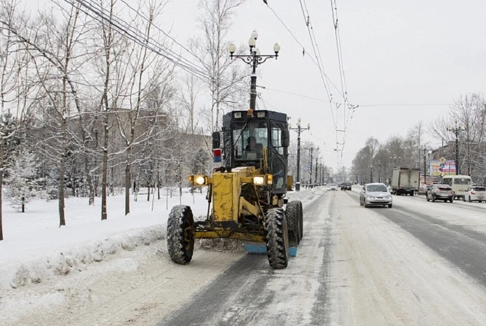 На уборке снега в Хабаровске задействована новая спецтехника