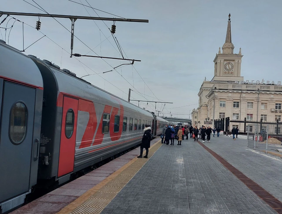 Тур вокзал Волгоград. Волгоград вокзал камера. Поезд с ранеными в Волгограде.