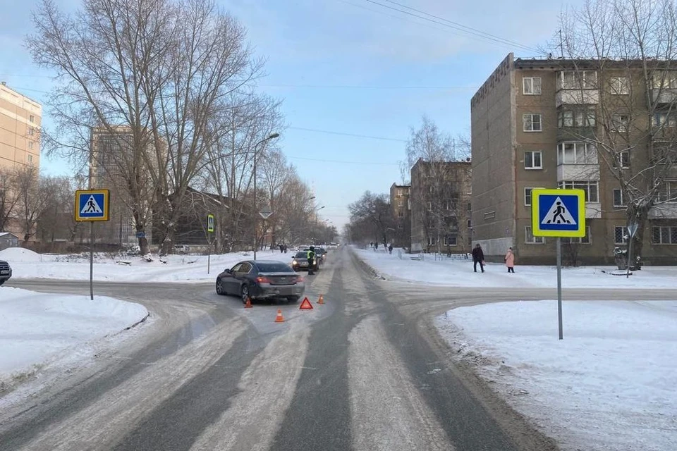 В Новосибирске иномарка сбила школьника, переходившего дорогу. Фото: Госавтоинспекция по Новосибирску