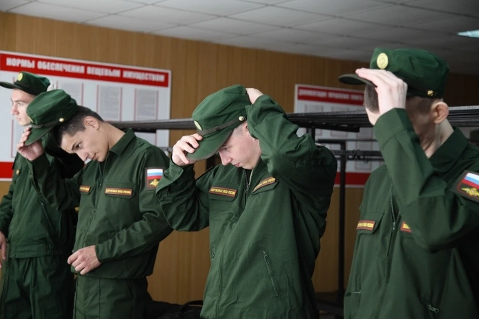 47процентов опрошенных нижегородцев поддержали идею об увеличении призывного возраста