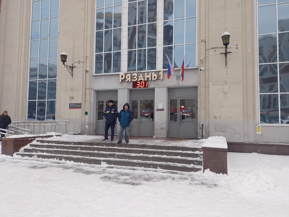 Проход через здание вокзала Рязань-1 ограничили