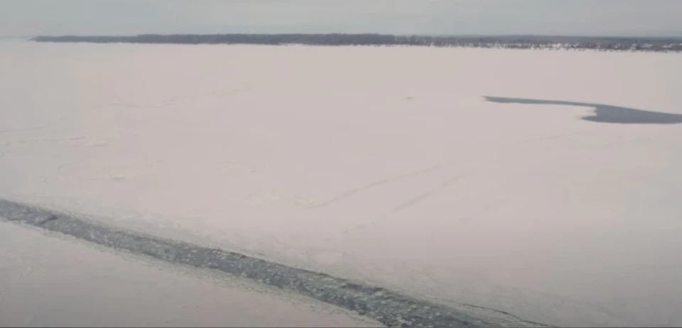 Лед покрыл реку в январе. Фото: скриншот видео