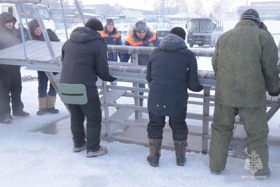 Спасатели проверяют места размещения крещенских купелей в Хабаровском крае
