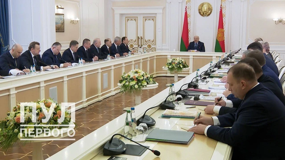Президент Беларуси 12 января 2023 года собрал совещание по вопроса белорусско-российского сотрудничества. Фото: телеграм-канал "Пул Первого".