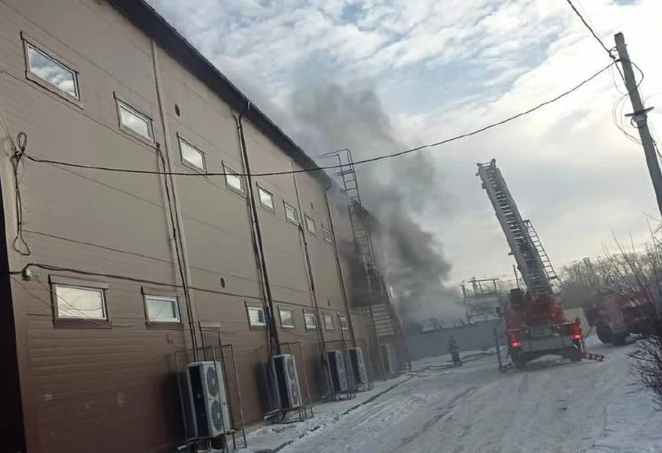 В торговом центре в Щекино произошел пожар